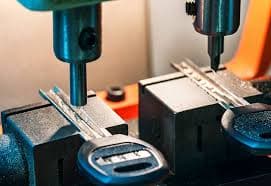 Key cutting service